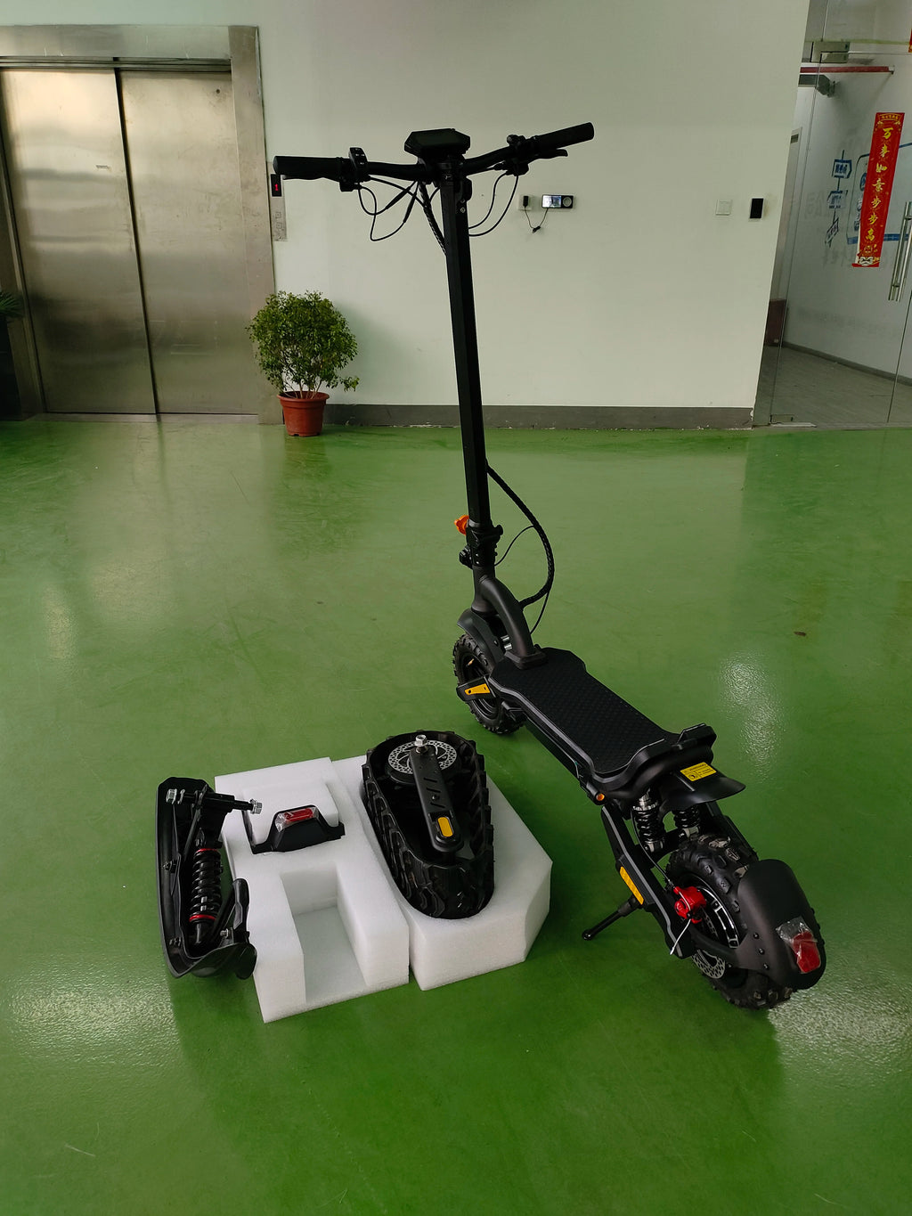 3-in-1(All-Terrain mode+Road mode+Ski mode) Snow Scooter 2000W 48V20Ah Snow Sled E-Scooter Sleigh Wheel Electric Scooter
