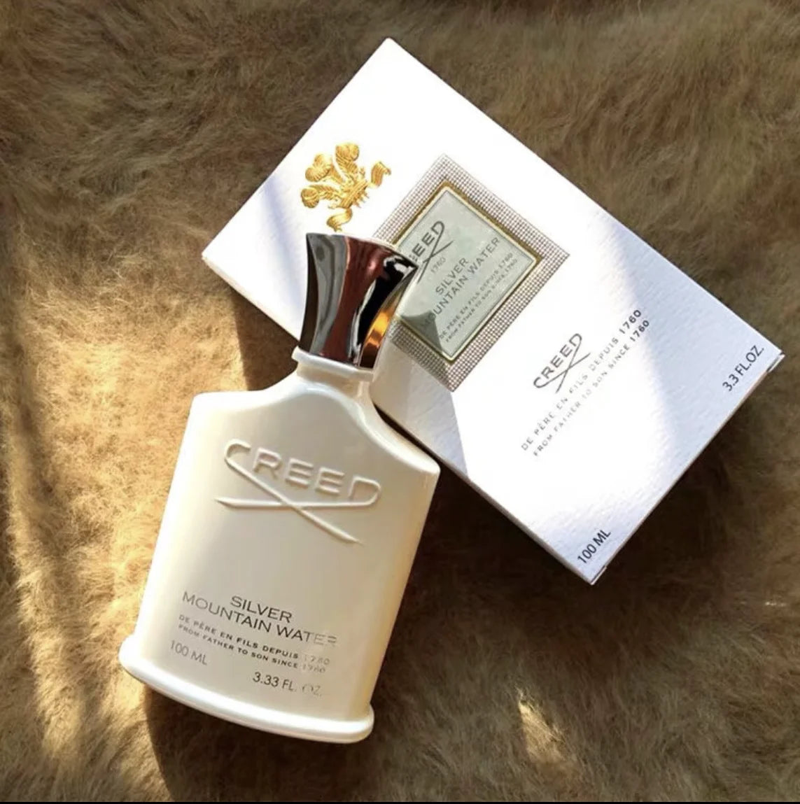 Silver Mountain Water perfume is inspired by the spring of snow mountain. It is fresh, not thick, and has a natural fragrance. It is suitable for people who want to pursue a low-key and high-level feeling.