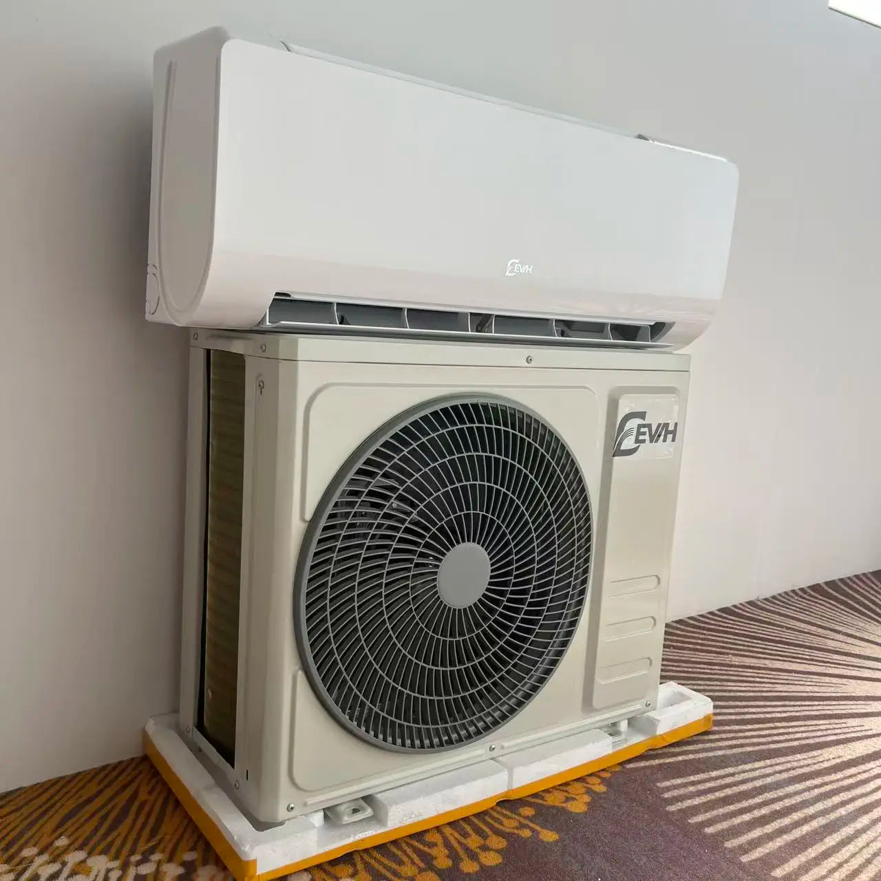 Hot Sale Low Price air Conditioner 1.5HP 12000Btu Split Inverter Air Conditioner Heavy-Duty Strong Cooling Suitable for Home Use