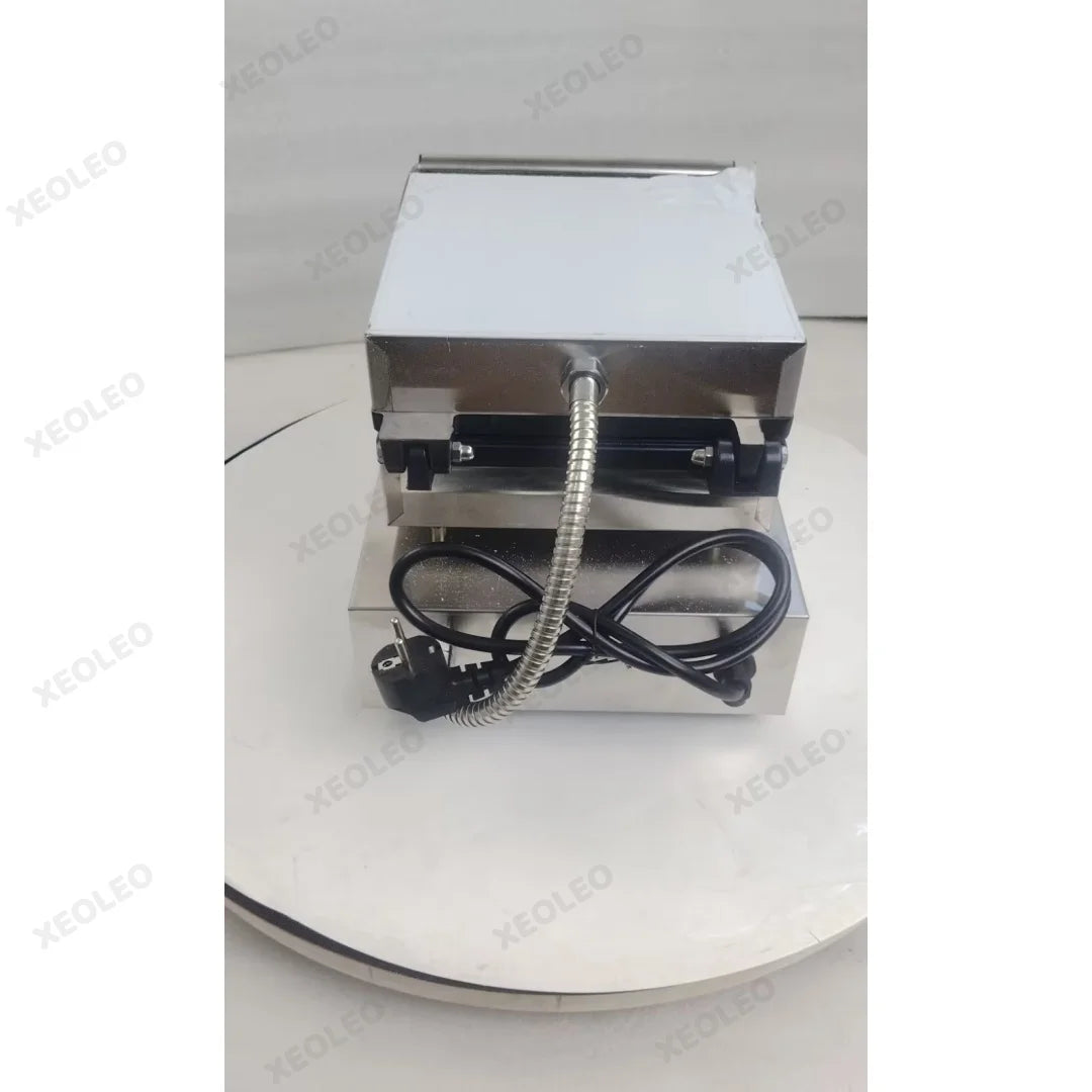 XEOLEO Electric Square Waffle Maker 4PCS Kitchen Appliances Multifunction Breakfast Waffles Machine Waffle Iron Baker Non-Stick