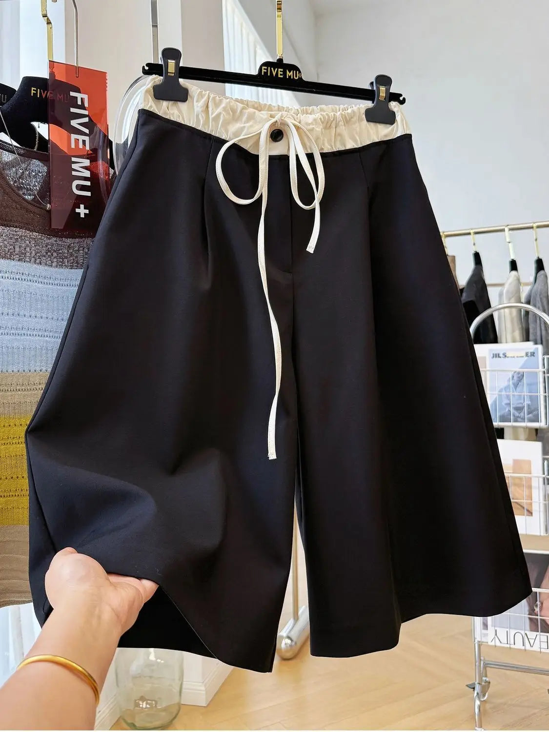 Women's Black Wide-Leg Shorts Contrast Elastic Waist Drawstring Loose Fit Casual Summer Bot
