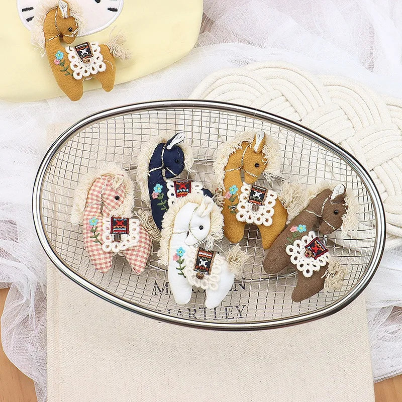 Adorable Pink Plaid Horse Brooch 3D Stuffed Fabric Embroidered Pony Pin for Girls Hair Clip Bag Charm Kawaii Animal Gift