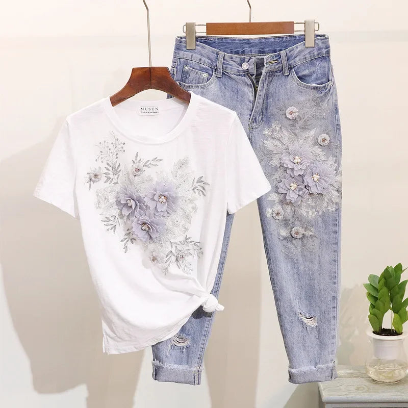 Two-Piece Suit 2025 Summer New Women Denim Pants Beading Embroidery Tshirt Tops+ High Waist Hole Jeans Female Casual Outfits