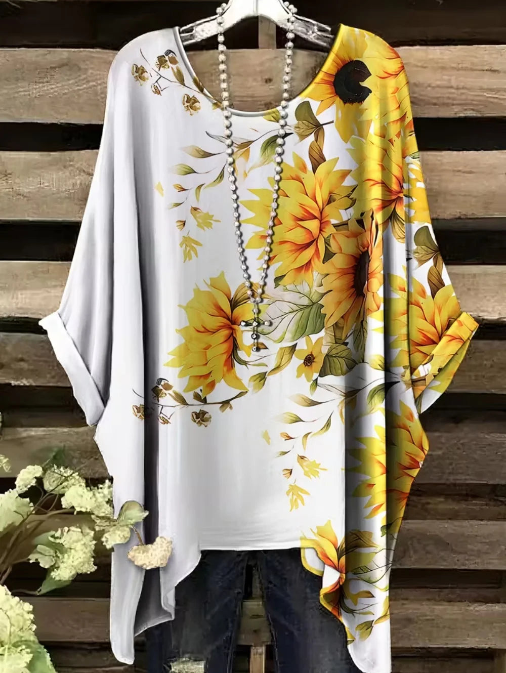 Bohemian Chic Women's T-Shirt Vintage Floral Graphic O-Neck Pullover Short Sleeve Tees Oversized Irregular Hemline Y2k Clothes