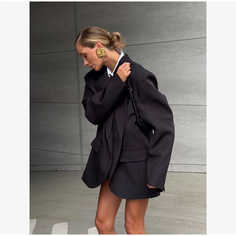 Dark Burgundy Waist-Cinching Shoulder Pad Blazer 2026 Women's Stand Collar Button Design Height-Enhancing Slimming Commute Coat