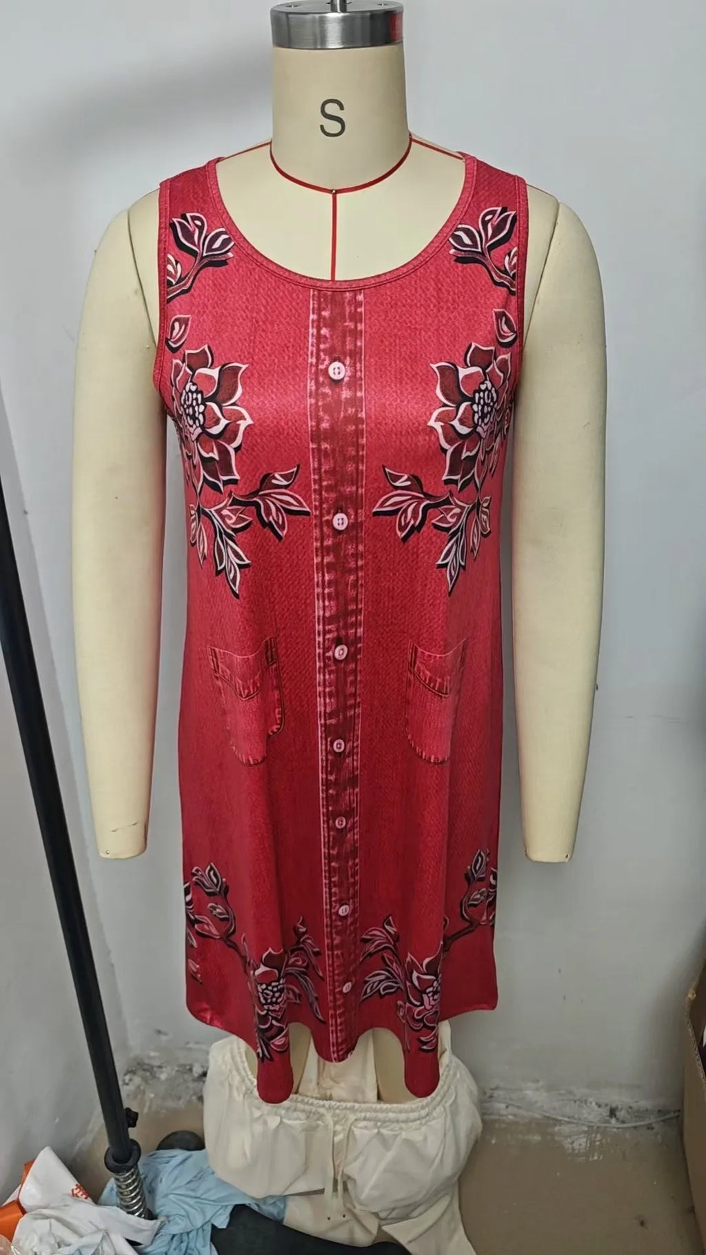 Women's Casual Summer Dress Sleeveless Loose Fit Round Neck Pullover Mid Length 3D Print for Women Beach Camping Hiking Outfit