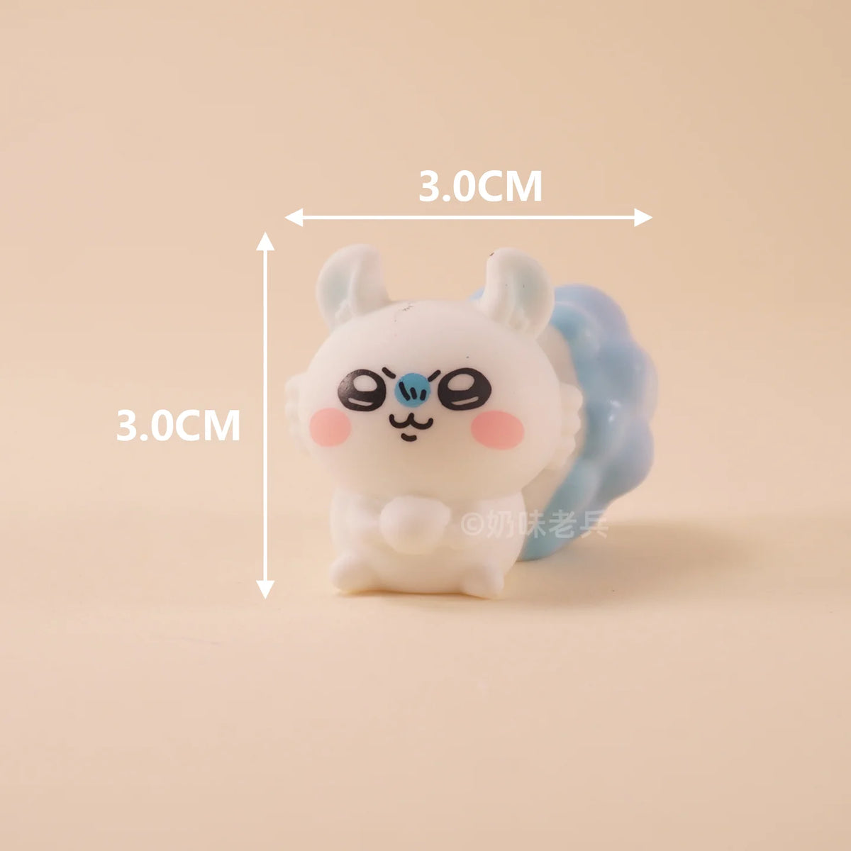 Cute Momonga Hachiware Mini figurine cute cartoon Chiikawa Usagi in-vehicle ornament desktop trinket gifts for girls