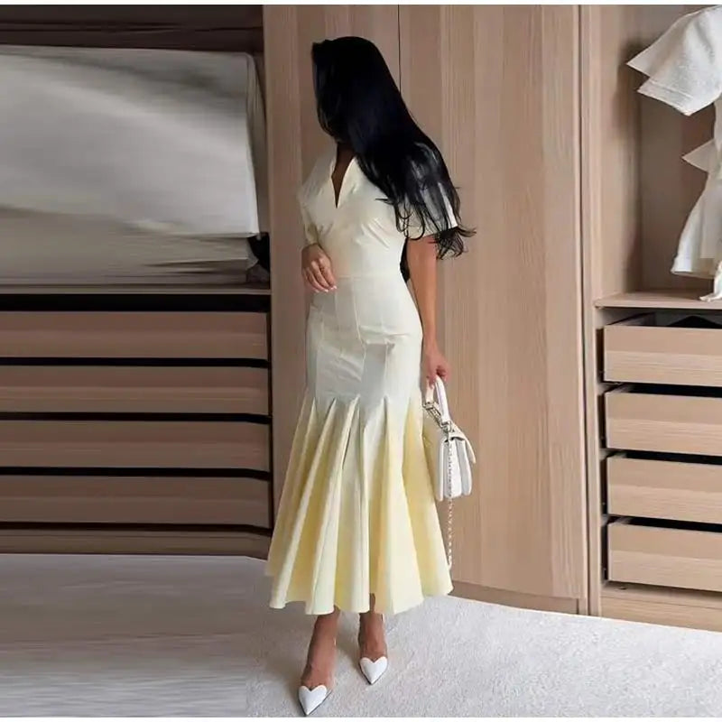 Elegant Pleated Waist-cinching Long Dress Women's Sexy V-neck Short Sleeve Bodycon Dresses 2026 Summer New Lady Solid Robes