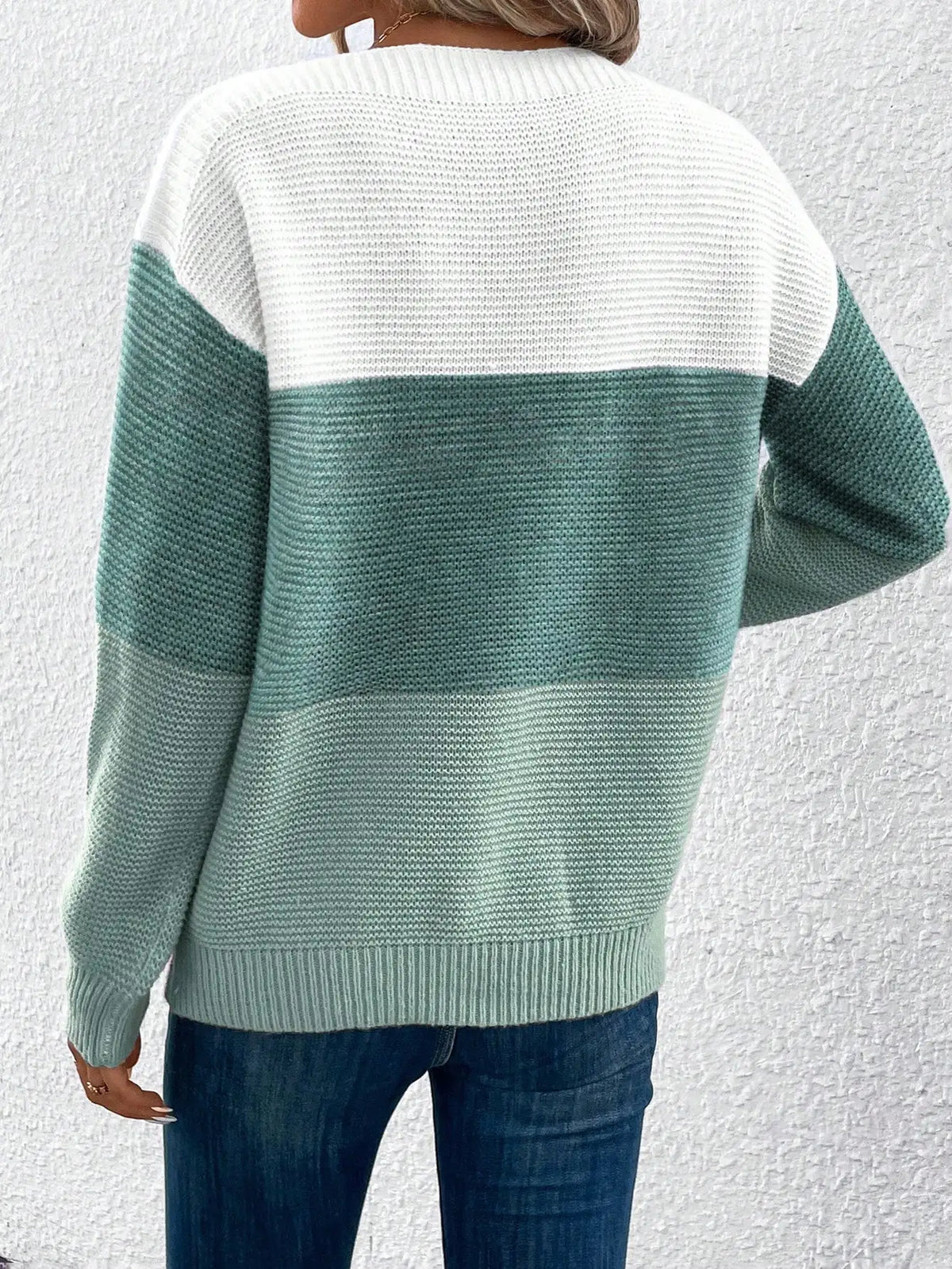 Elegant Three-color Patchwork Sweater Women Daily Commuter Casual Loose Jumpers Female Autumn Winter Knitted Thickened Warm Tops