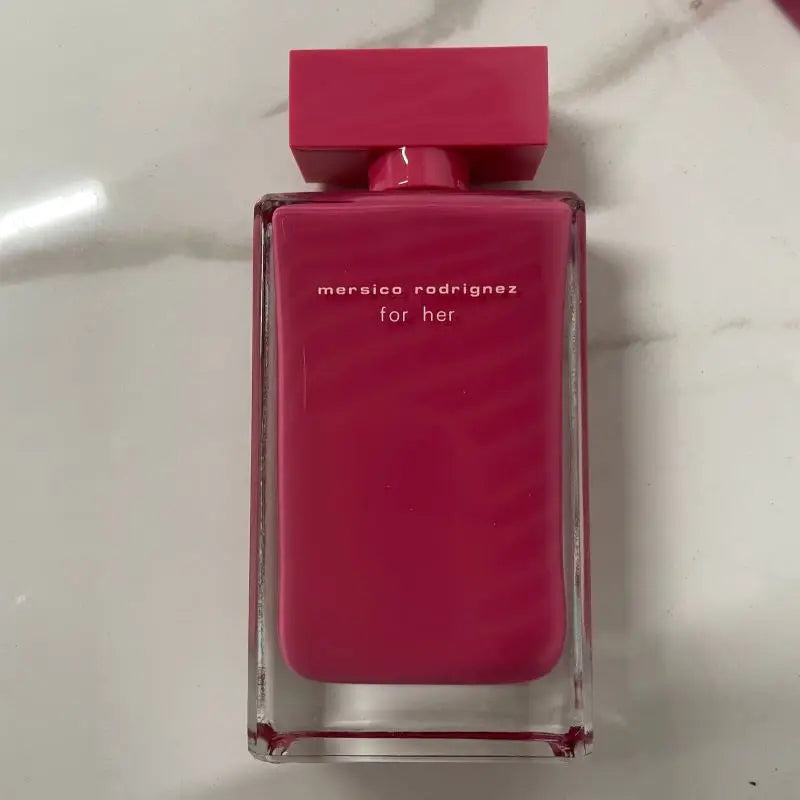 100ml Premium Eau de Parfum for Her, Sophisticated Woody Floral Scent Perfect for Daily Wear