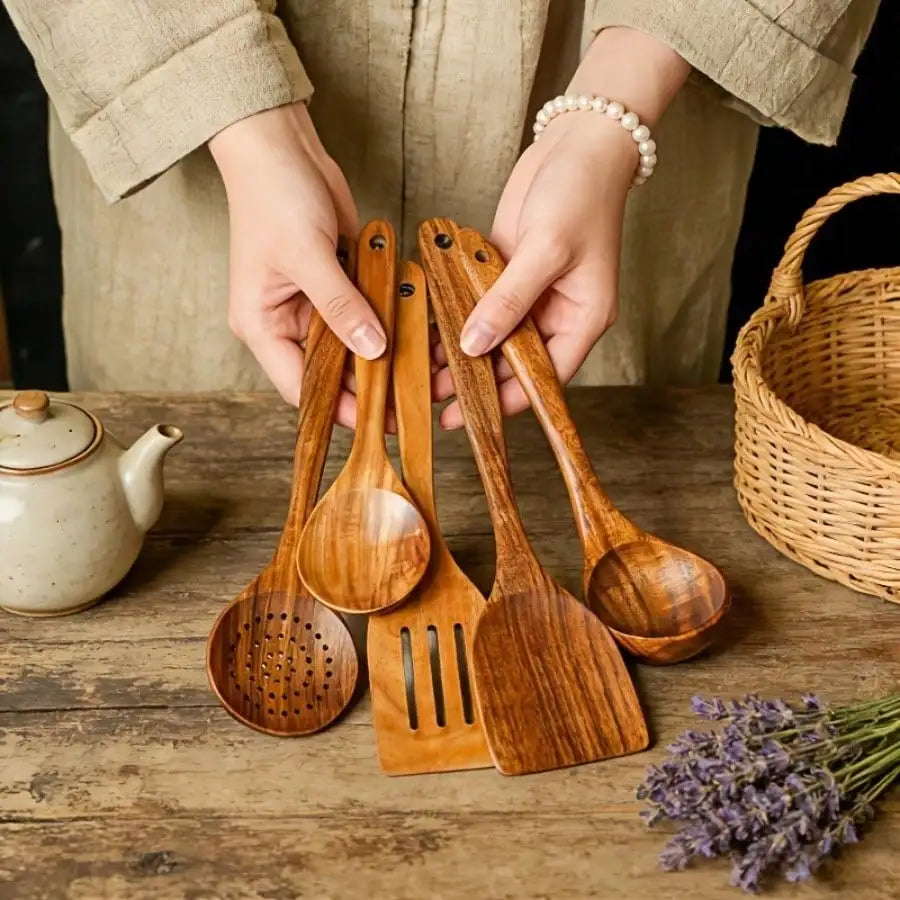 Wooden kitchen utensil cooking set, household spatula spoon set, salad spoon fork, mixing spoon, kitchen baking set