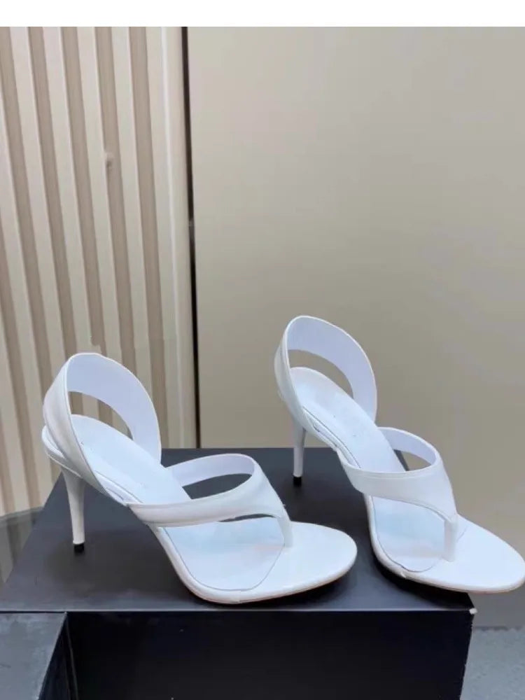 Women's Summer New Round Head Stiletto Sandals European and American Fashion Sexy Sizes 34-46 Large Sandals