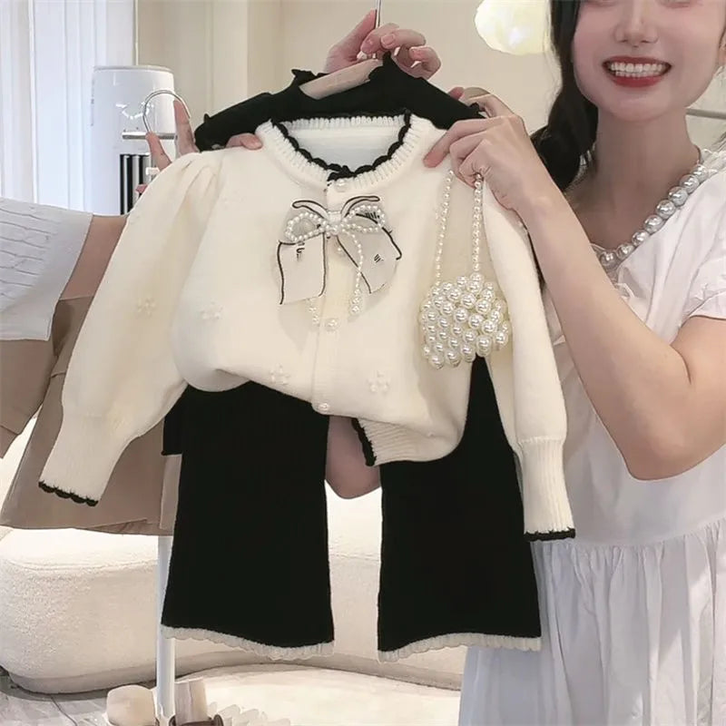 Girls' Autumn Set Spring Korean Baby Children's Sweet Sweater Coat Loose Bellbottom Pants Two Piece Set