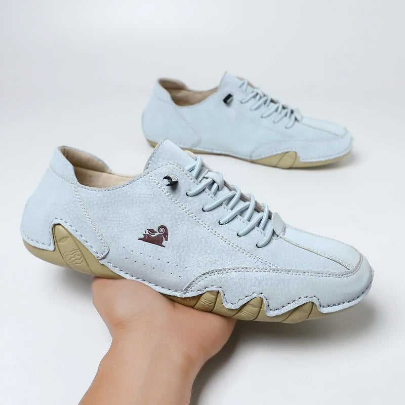 New Men's Shoes Leather Womens Loafers Soft Sole Comfortable Outdoor Walking Shoes Low Top Breathable Women Men Sneakers Zapatos