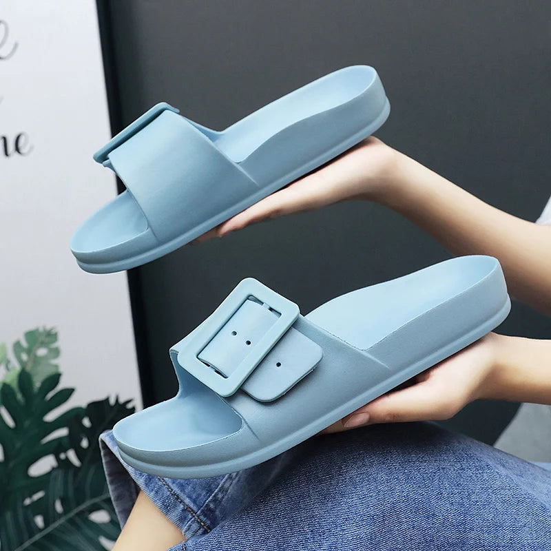 Adjustable Buckle Women's Sandals, Non-Slip, Lightweight, Flat-Soled Slip-On Sandals for Outdoor Wear, Beach Sandals, Bathroom S