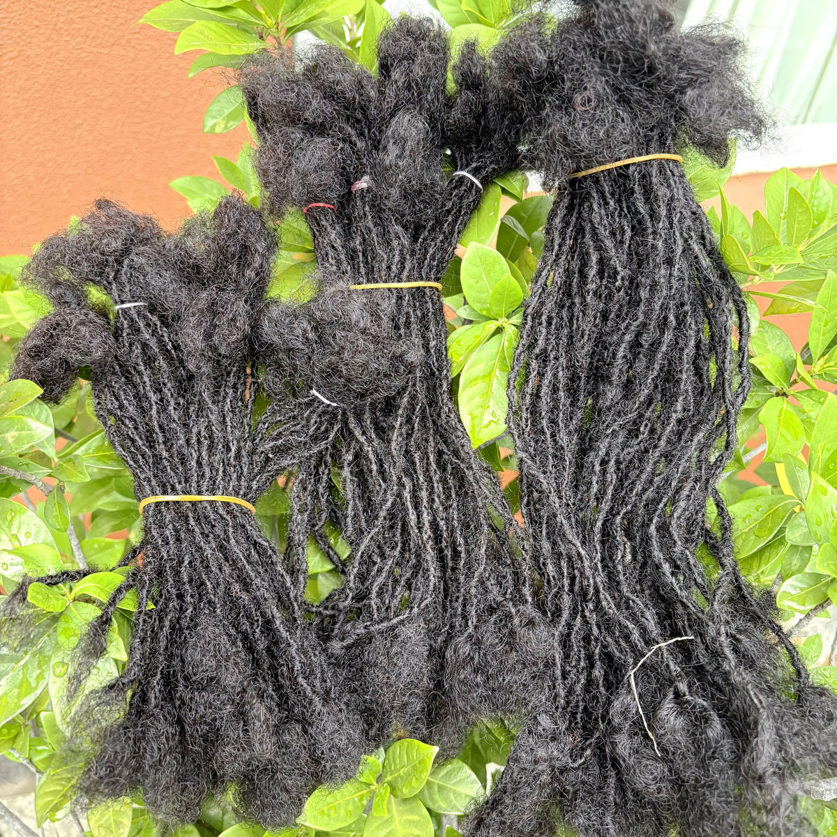 0.2cm Colored Handmade Inter Loc Extension Human Hair 10in Permanent Micro Sisterlocks Extensions Natural Looking Soft Dreadlock
