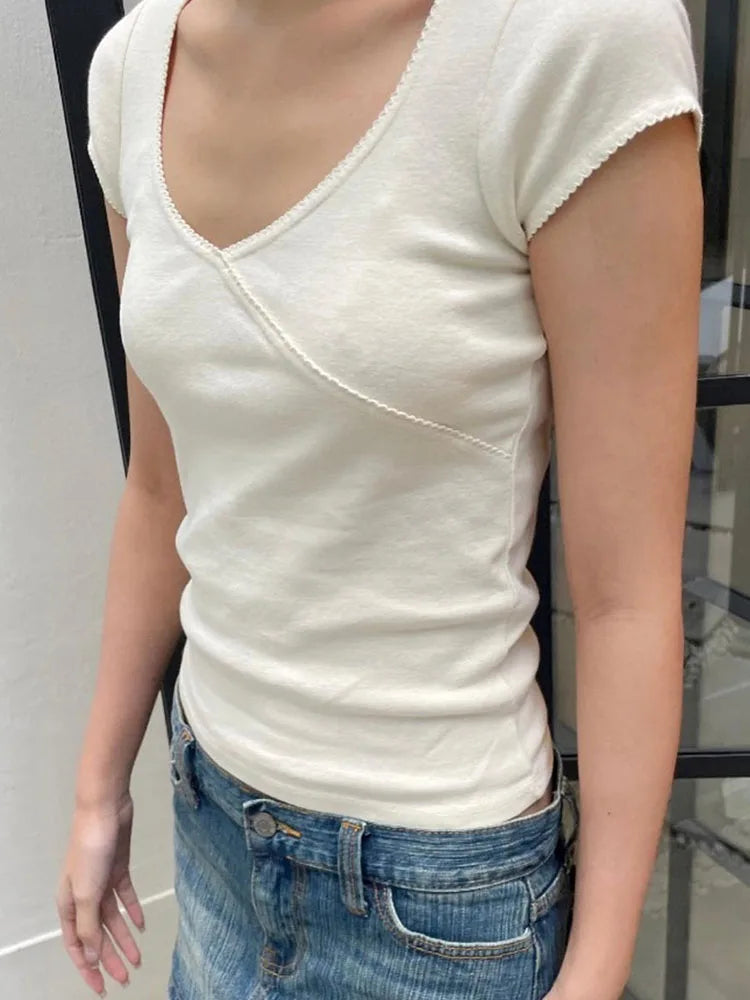 Vintage Slim Fit Cotton T-Shirt Summer V-Neck Streetwear 2025 Femme Sweet Cute Y2K Style Simple Top for Women