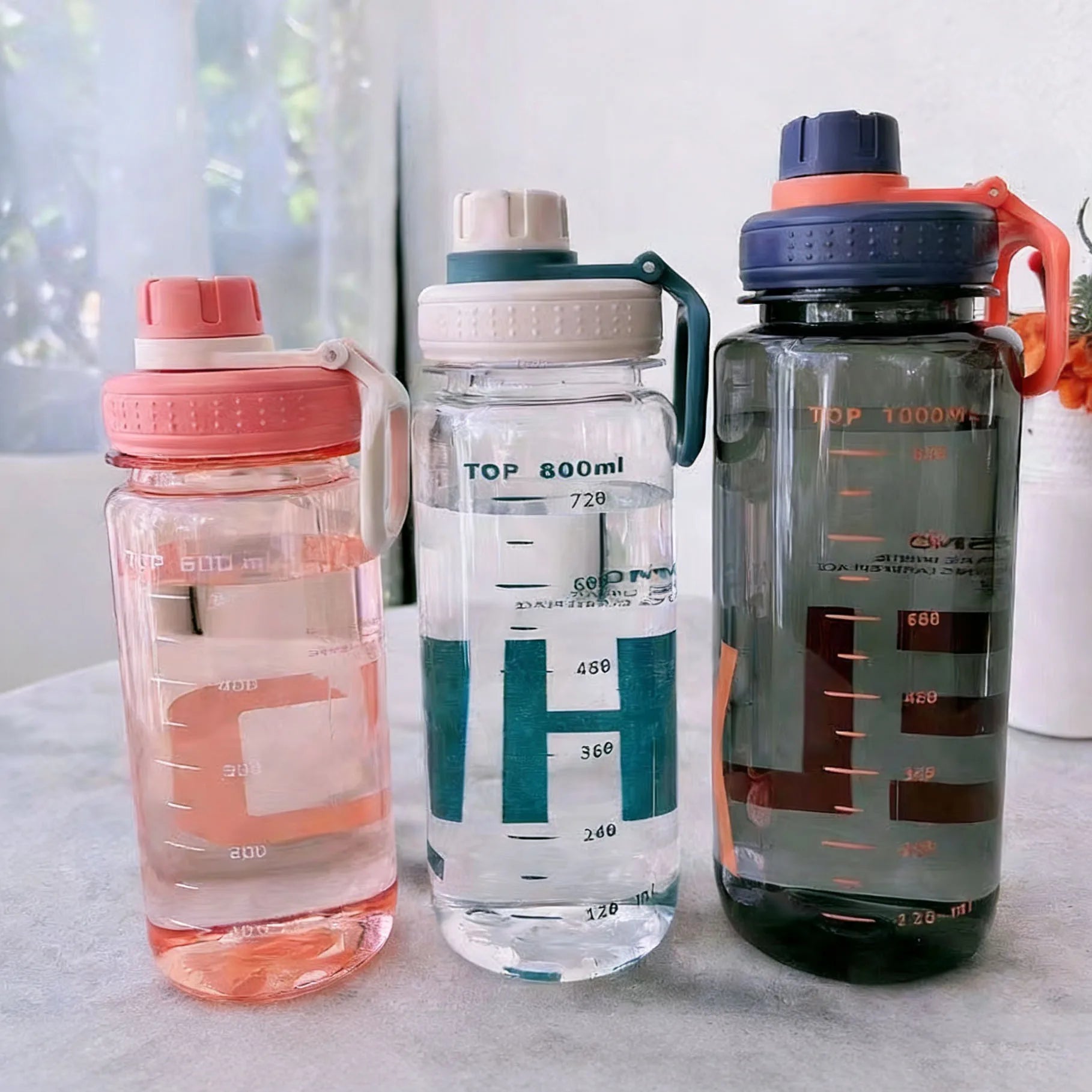 Sports Water Cup with Small Mouth for Direct Drinking, with Scale, Leak-Proof, Portable Handle, Student Outdoor Fitness Plastic Cup for Male and Female Students