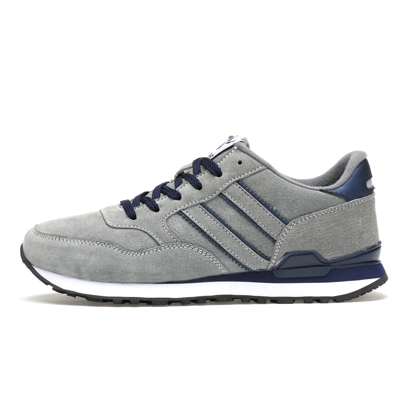 Lightweight Men Sneakers Classical  Suede Leather Men Running Shoes Outdoor Comfortable Sport Shoes Breathable Flat Casual Shoes