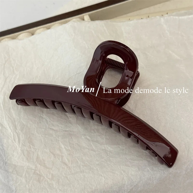 Simple fashion slightly drunk retro dark red grab clip temperament cross hairpin large back head disc hair shark clip