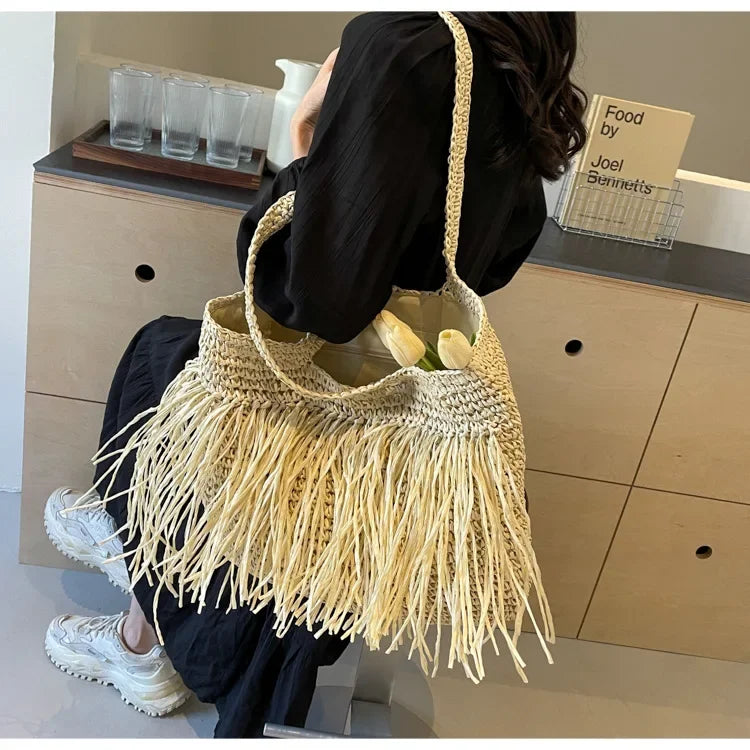 Casual Tassel Woven Women Shoulder Bags Handmade Fringe Lady Handbags Summer Beach Large Tote Bag Big Shopper Purse for Vacation