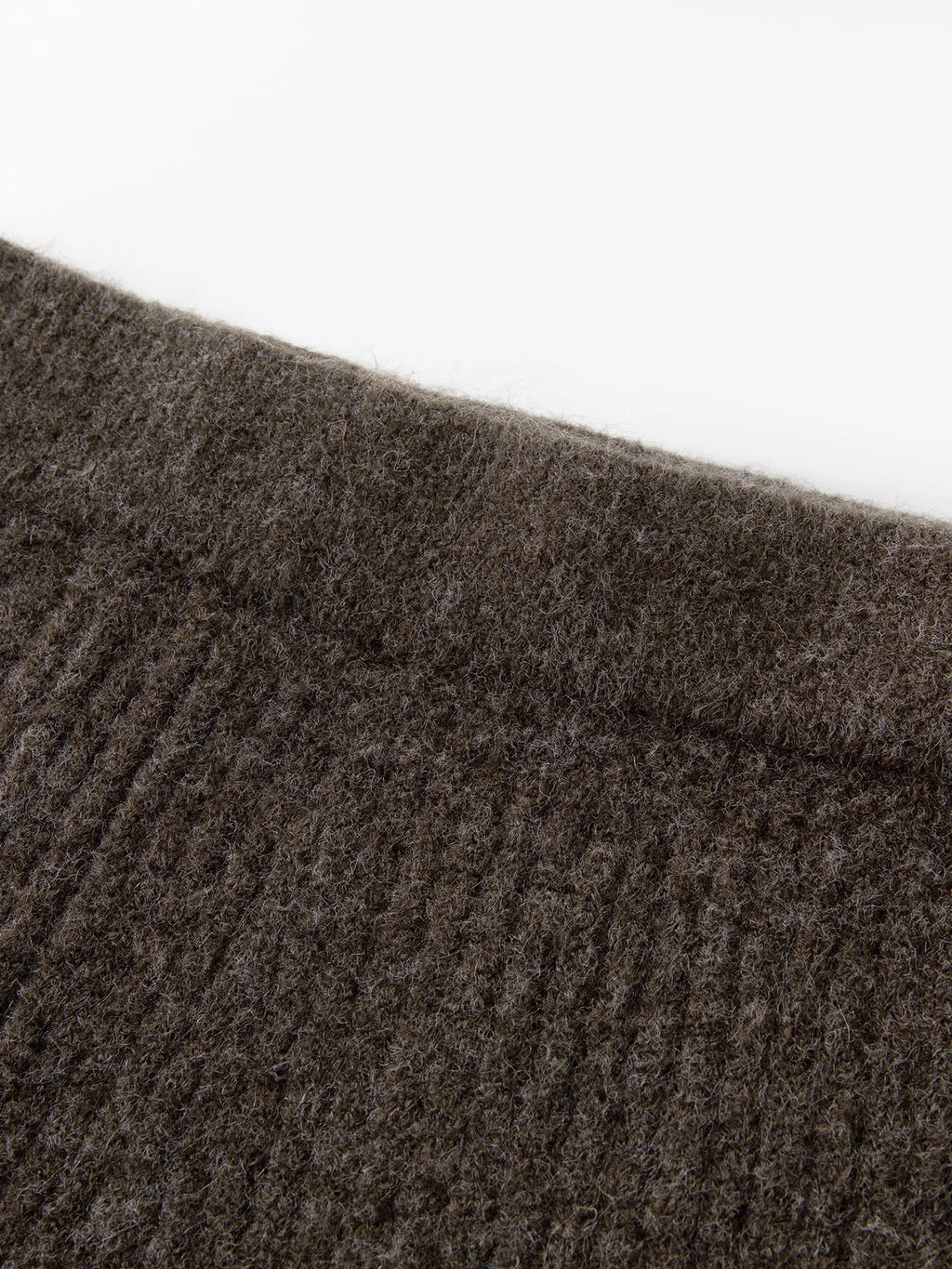 FSLE Fall 2025 Winter New Arrival Elegant Knitwear Twisted Knit Sweater and Skirt Two-Piece Outfit Sweater and Long Skirts Sets