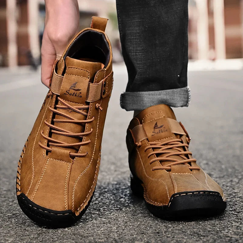 New Leather Casual Men Shoes Design Sneakers Man Breathable Leather Shoes Outdoor Men Ankle Boots