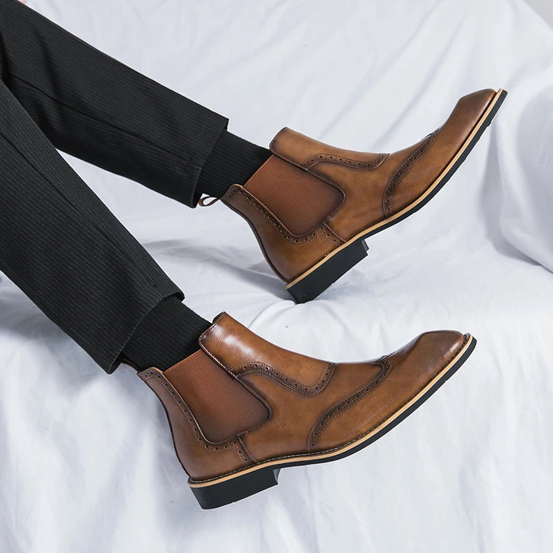 Genuine Leather Shoes Chelsea Boots for Women Retro Carved Boots Round Toe Ankle Boots British Style Women Shoes Winter/Autumn