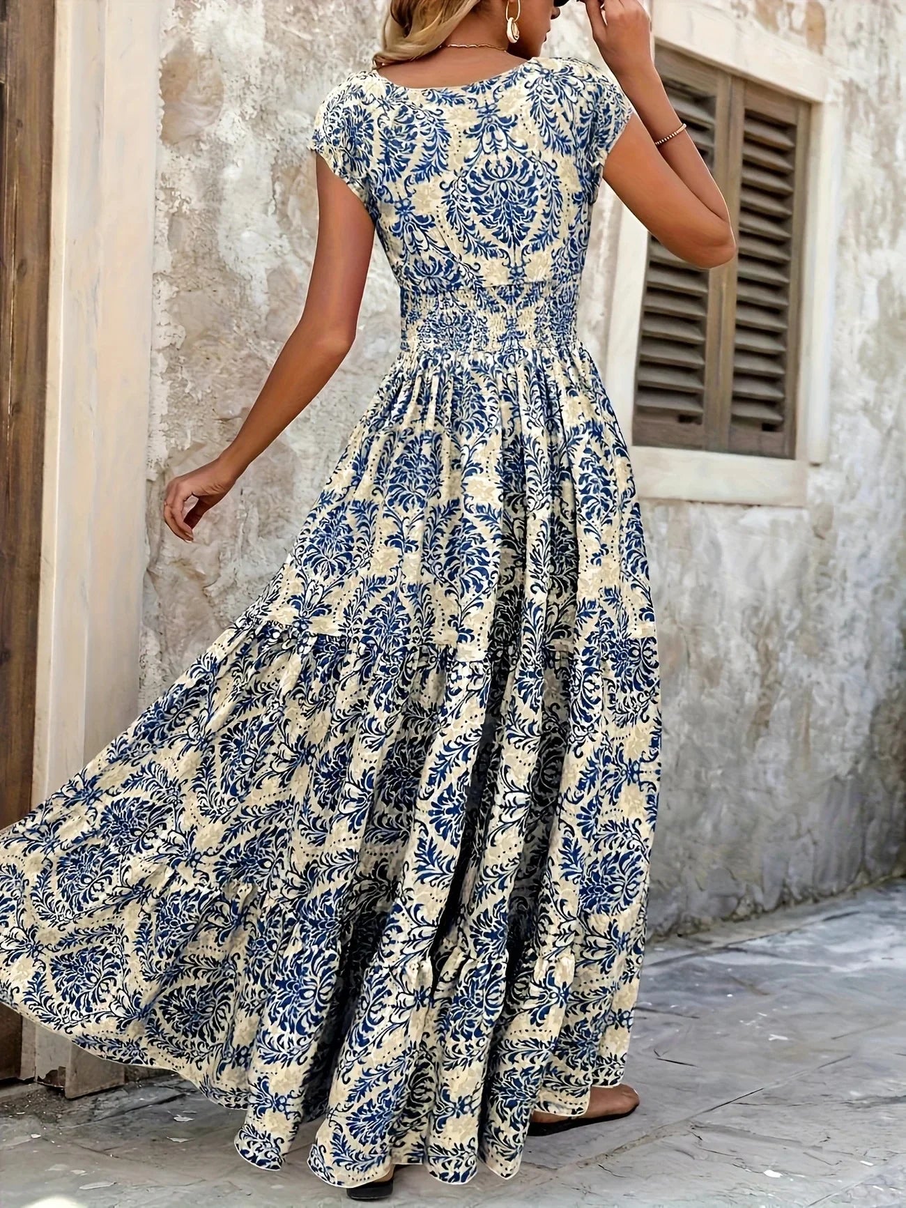Women's Summer Retro Fashion Floral Printed Sexy V-neck Short Sleeve High Waist Medium Length Bohemian Loose Holidays Dresses