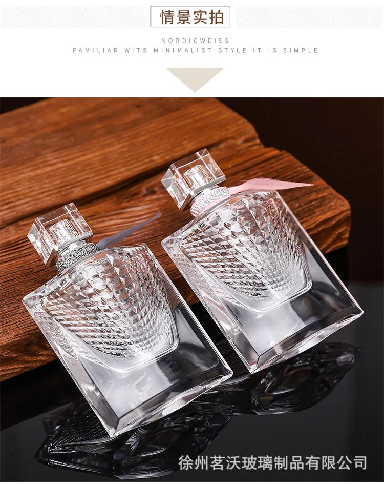 Bayonet Perfume Bottle 75ml Fish Scale Bottle with Silk Scarf Cap Transparent Glass Cosmetic Dispensing Empty Bottle