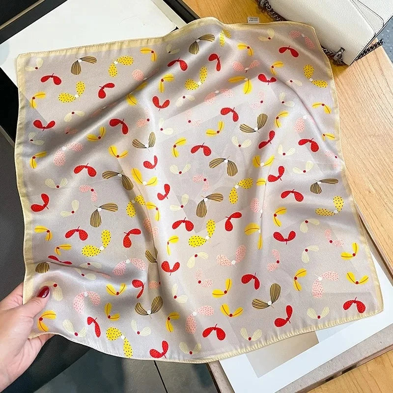 Nature Silk Neck Scarves Lady Foulard Lovely Strawberry Print 100% Real Silk Square Scarf for Women Bag Ribbon Hairband Kerchief