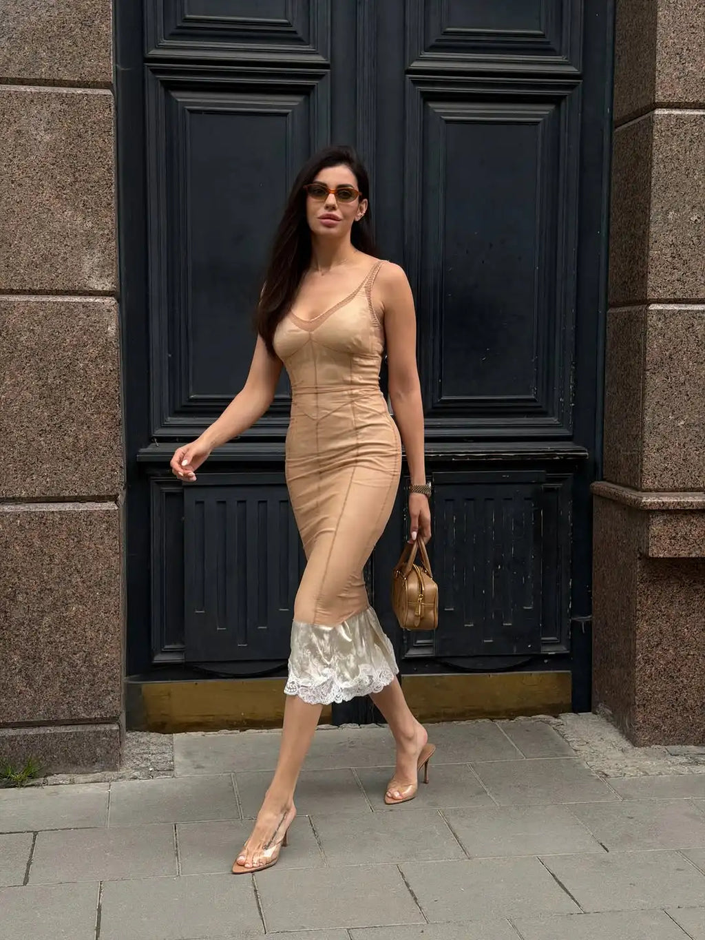 Sexy Nude Fishbone V-neck Dress Women Elegant Sleeveless Pleated Slim Waist-cinching Gown 2026 Summer Party Casual Streetwear