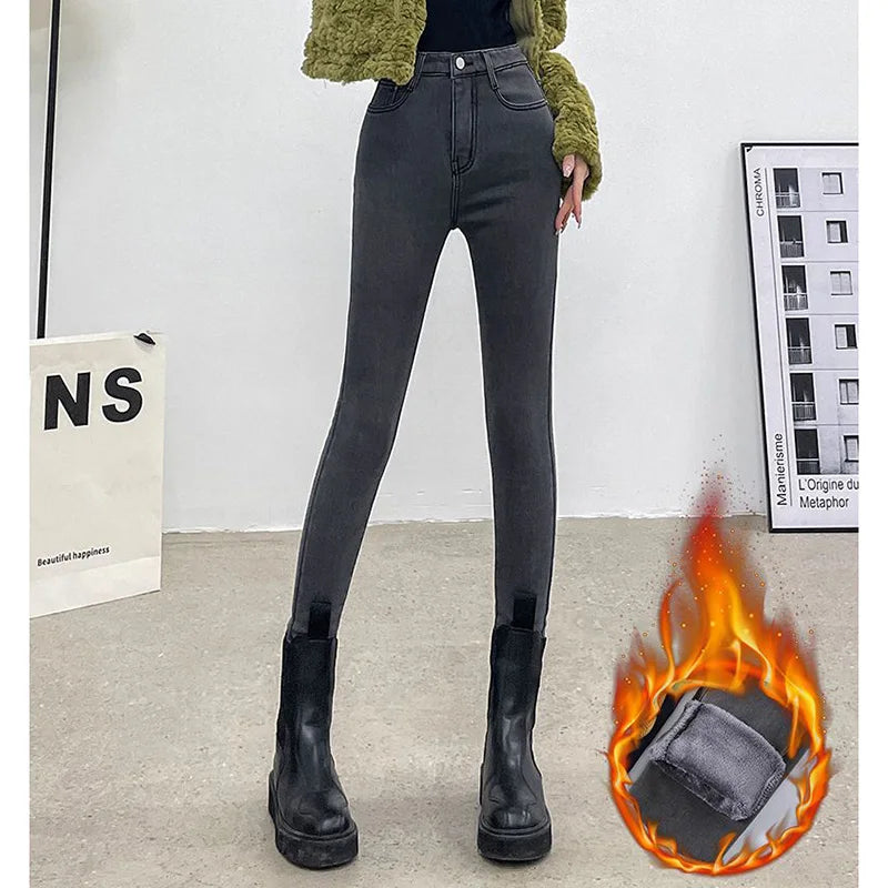 Lady Plush Thermal Jeans Winter Snow Warm Stretch Thin Jeans Women Fleece Pencil Pants Fashion Straight Leg Denim Trousers