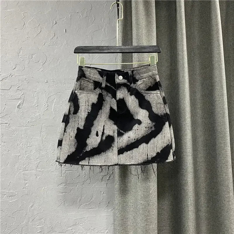 DAILOU Spring and Summer New Korean Spicy Girl Irregular Tie Dyeing High Waist Straight A-line Hairy Denim Wrapped Hip Shorts