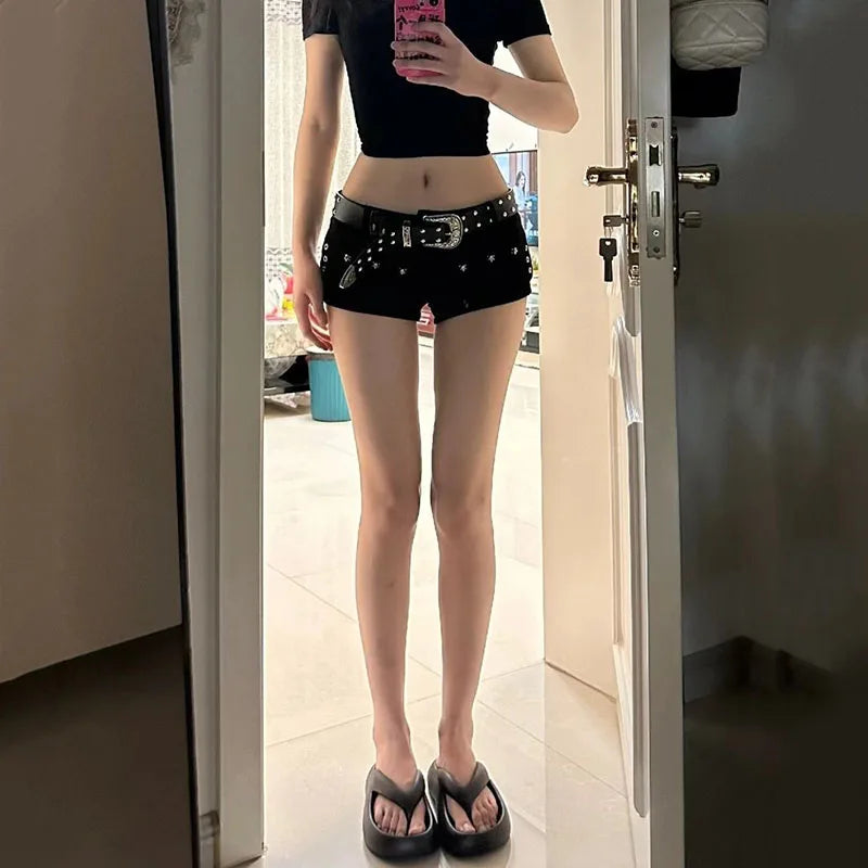 American Sexy Low Waist Black Shorts Women Skull Rivet Streetwear Y2K Denim Super Shorts Woman Punk Night Club Girls Short Jeans