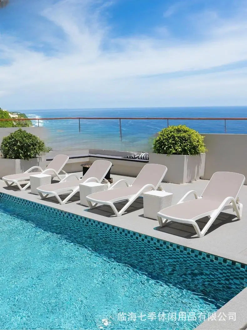 Outdoor pool loungers Hot spring Hammam bathroom Plastic leisure bed Internet celebrity bed Beach amusement park hotel bed
