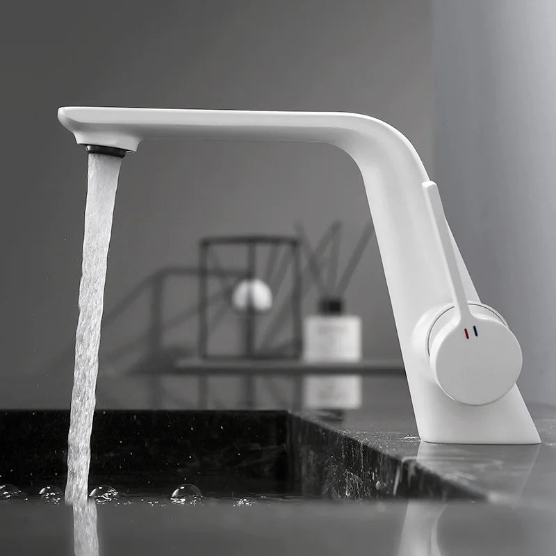 Modern Bathroom Sink Faucet Brass white or brushed gold gray Single Handle Deck Mounted Wash Basin Water Tap Hot And Cold Mixer