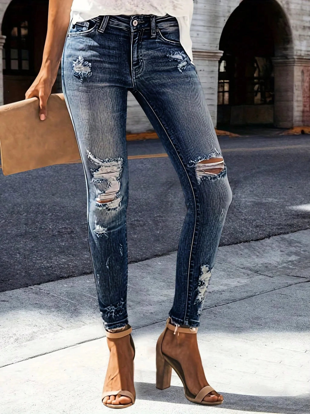 Women's Casual Elegant Party Solid Color Washed Cat Whisker Pattern Denim Ripped Skinny Jeans Tapered Pants Simple Daily Wear