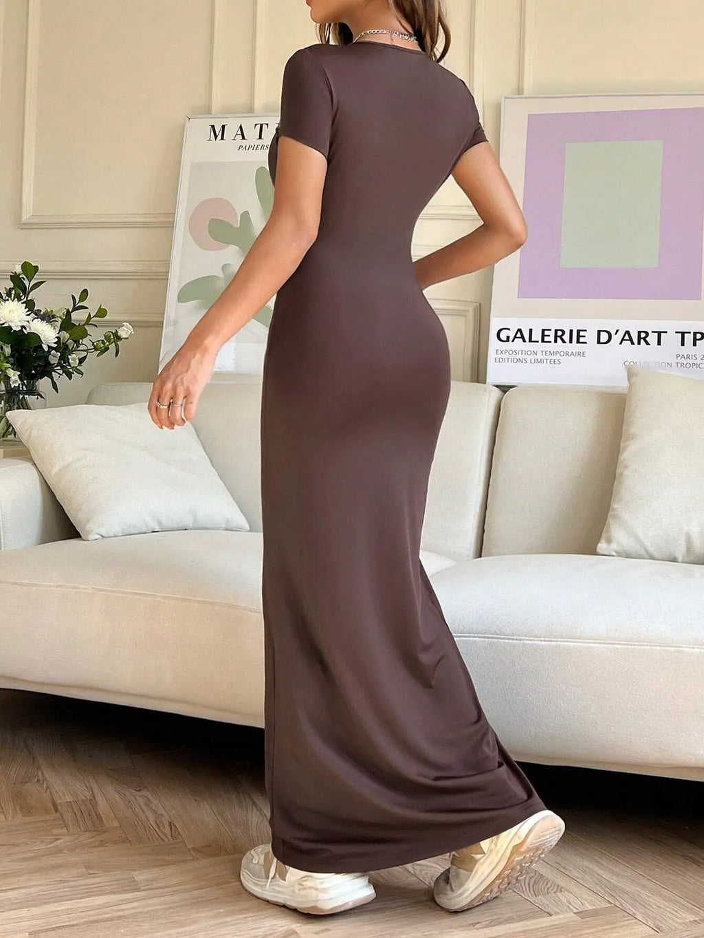 Short-sleeved Solid Color Slim Sexy Waisted Spring And Summer Temperament Dress Women's Round Neck Elegant Long Dress For Dinner