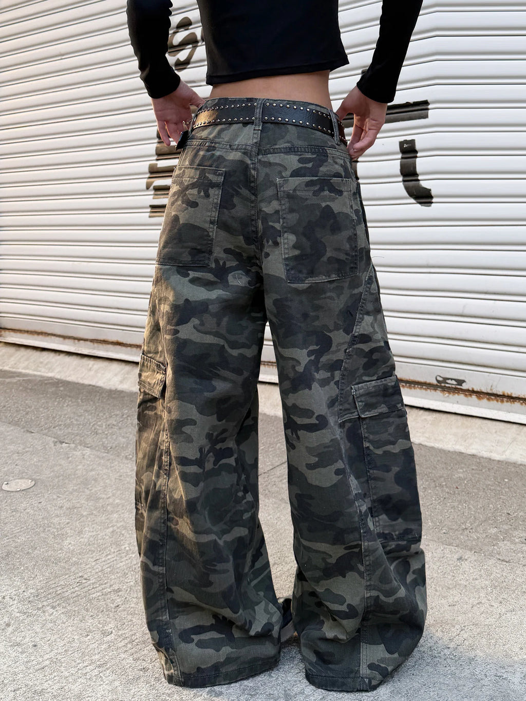Ladies 2026 Spring Autumn High Waist Loose Wide Leg Y2K Cargo Pants Camo Print Side Big Pocket Stiff Fabric Streetwear Pants
