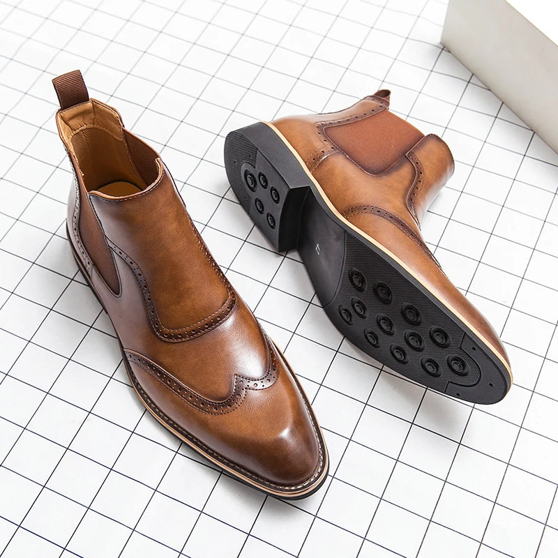 Genuine Leather Shoes Chelsea Boots for Women Retro Carved Boots Round Toe Ankle Boots British Style Women Shoes Winter/Autumn