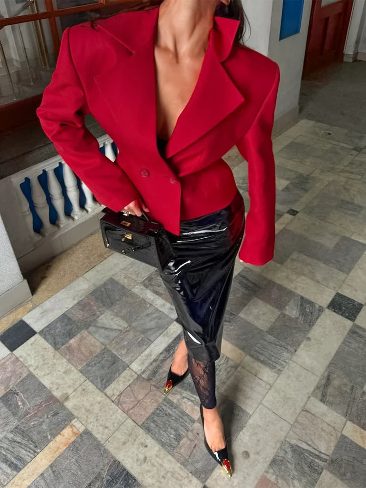 Dark Burgundy Waist-Cinching Shoulder Pad Blazer 2026 Women's Stand Collar Button Design Height-Enhancing Slimming Commute Coat