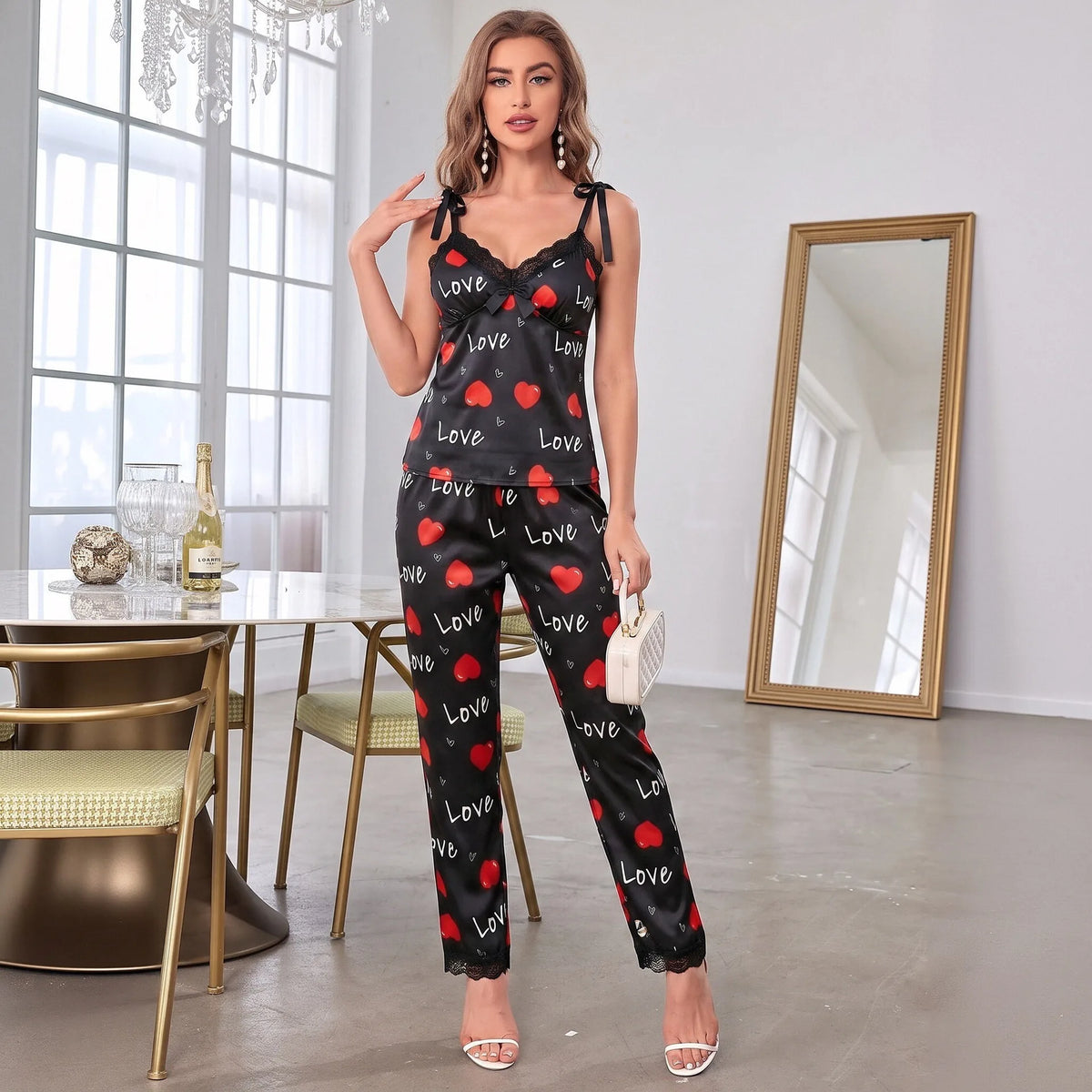 2027 Fashion 2pcs/set Long Women V-neck Pajamas Soft Fabric Two-piece Leopard Print Pajamas Ladies Pajamas Suspender Shorts Set