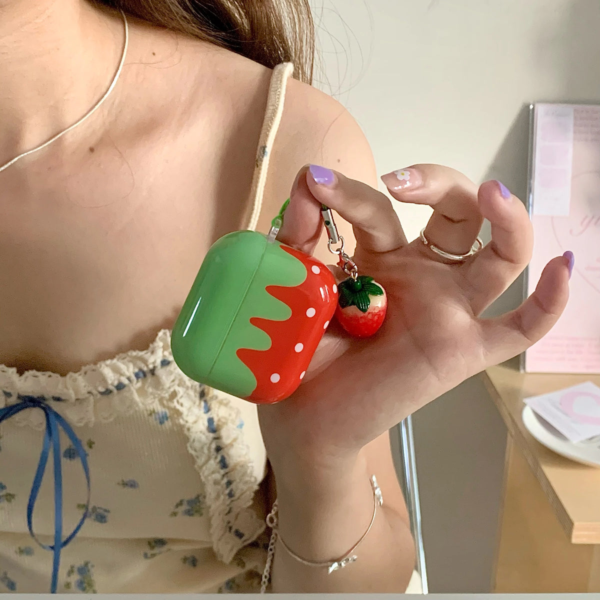 Cute Lovely White Polka Point Red Strawberry Glossy Earphones Cover Case for AirPods 1 2 3 4 5 Pro 2 Pro 3 with Charm Pendant