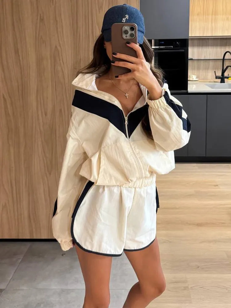 Fashion Contrast 2 Piece Short Set Women's Stand Collar Zip Lightweight Jacket Loose Mini Shorts 2026 New Lady Casual Outfit