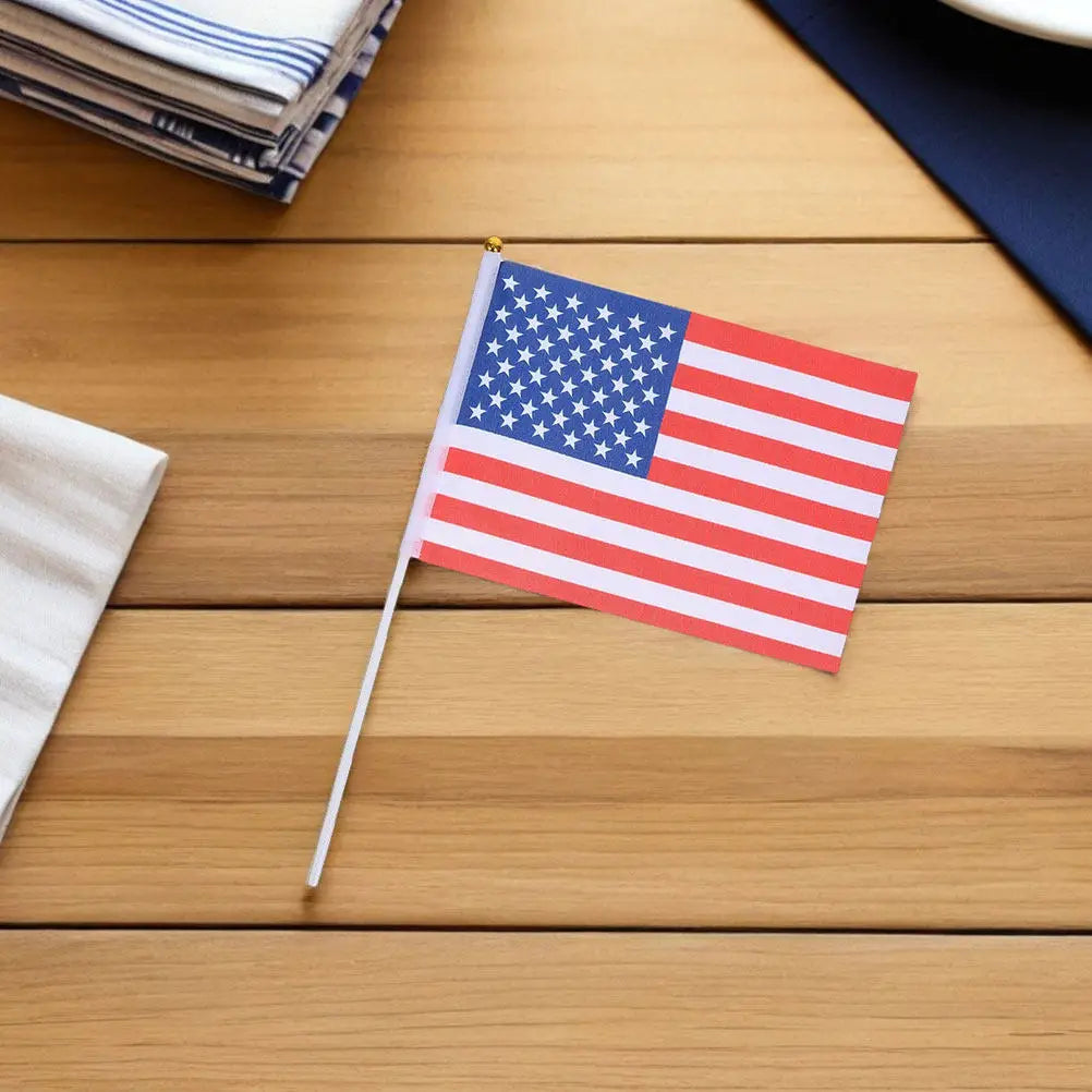 15Pcs Portable Mini Usa Flags 14x21cm Handheld American Stick Flags Lightweight Fade Resistant for Parades Ceremonies Outdoor