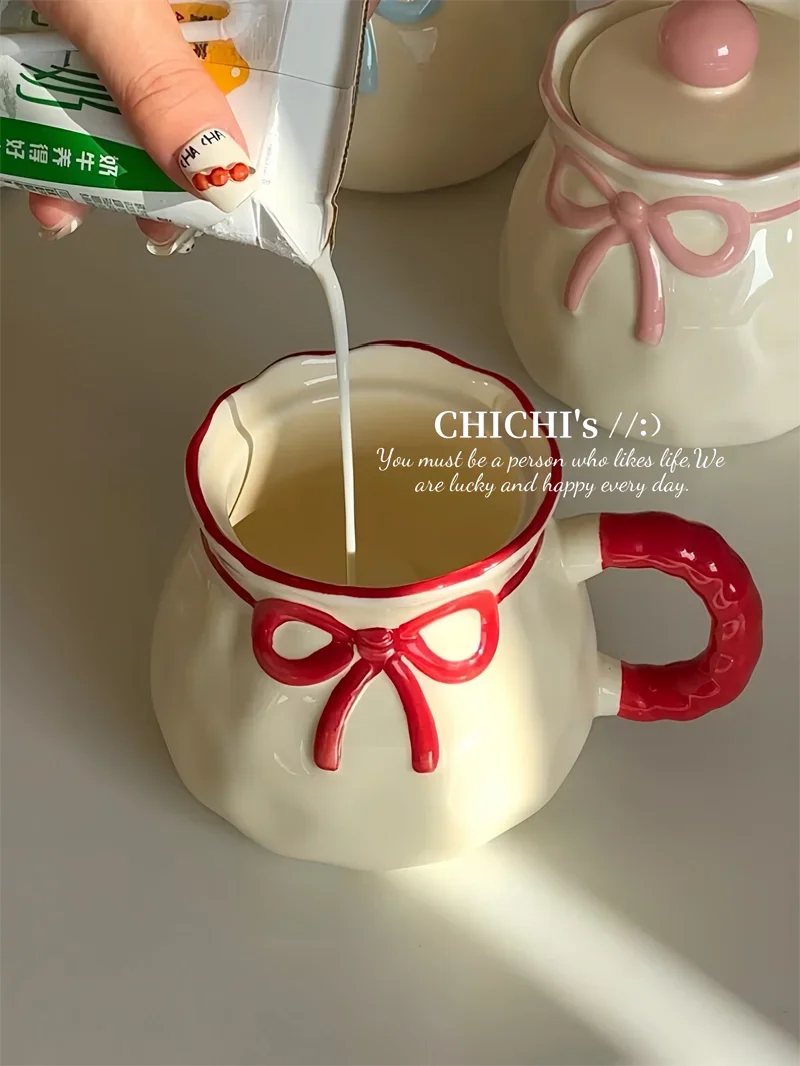 Hand-Painted Ceramic Coffee Mug Milk Cup Water Drinking Cup with Lid Underglaze Color  Design China Mugs for Dining
