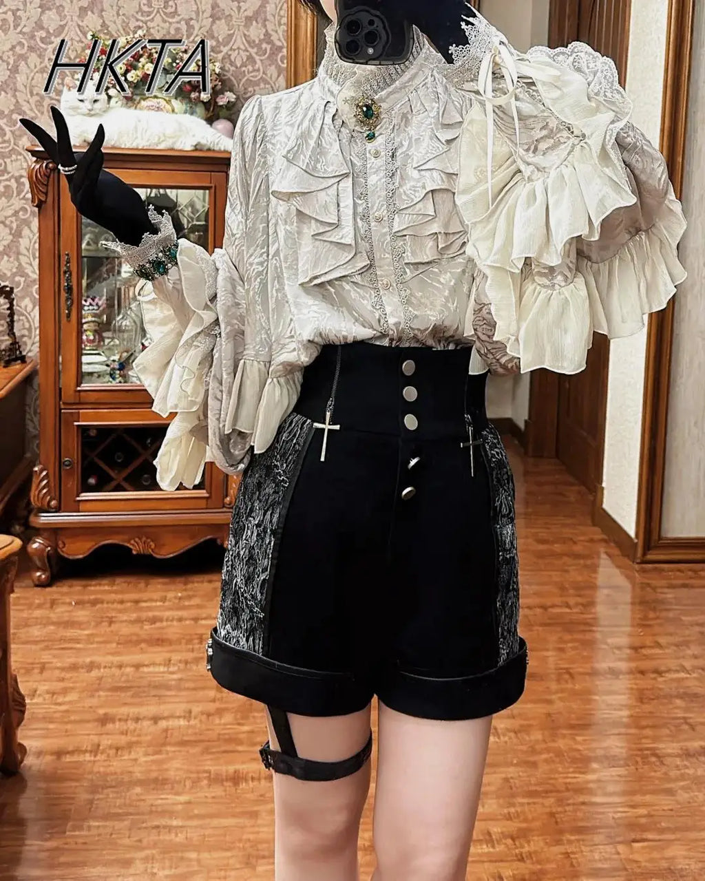 Gothic Style Silver Shirt Spring and Autumn New Bat Sleeve Loose Long Sleeve Shirts Lolita Court Style Women's Camisas Top Y2k