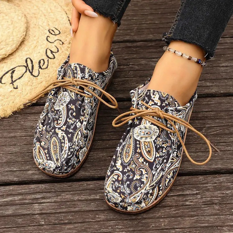 Spring 2025 Women's Printed Canvas Shoes Flat Platform Casual Toe Loafers Breathable Autumn Fashion Sneakers