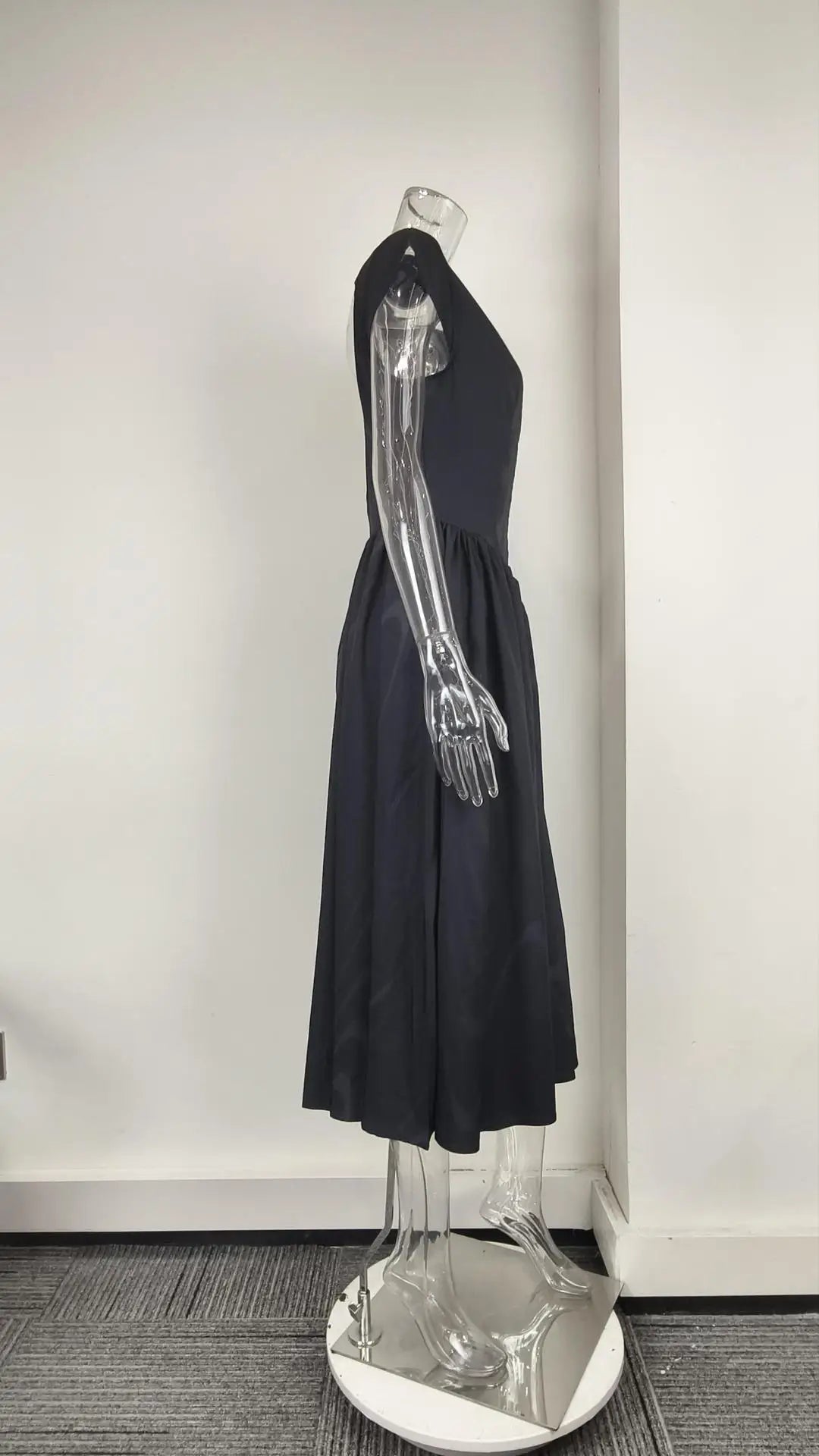 Summer French Pure Lust Fashion Dress Women's Temperament Elegant Solid Color Waist Slim High Waist Sleeveless Back Hollow Dress